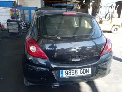 Veicolo di demolizione opel corsa d corsa d dell'anno 2008 alimentato 