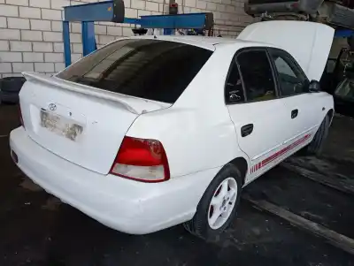 Scrapping Vehicle hyundai accent (lc) gl 4p of the year 2000 powered g4ea