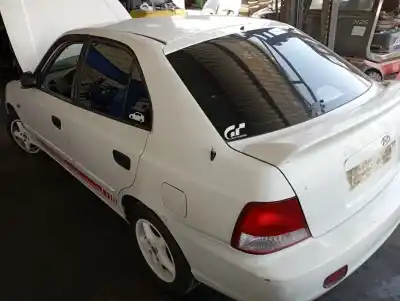 Veículo de Sucata hyundai accent (lc) gl 4p do ano 2000 alimentado g4ea