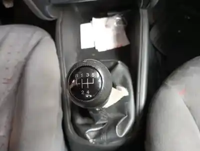 Vehicul casat seat toledo (1m2) toledo 1m2 al anului 2003 alimentat asv