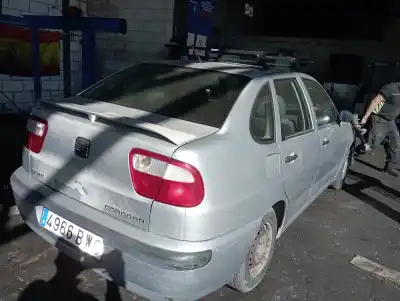 Veículo de Sucata seat cordoba berlina (6k2) stella do ano 2002 alimentado aua