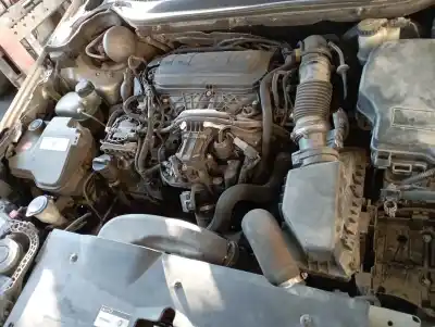 Veicolo di demolizione citroen c5 berlina millenium dell'anno 0 alimentato rh02