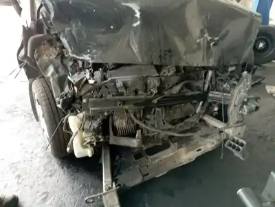 Veículo de Sucata peugeot 5008 confort do ano 0 alimentado 9h01