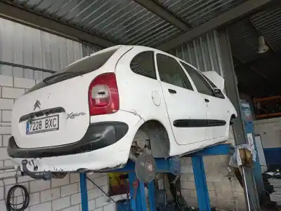 Veículo de Sucata citroen xsara picasso (n68) 2.0 hdi do ano 2002 alimentado rhy
