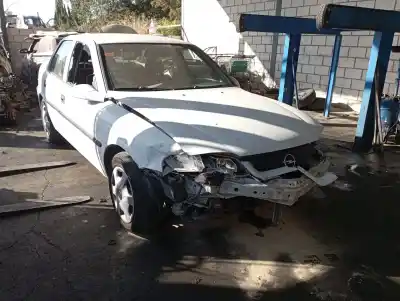 Vehicul casat OPEL VECTRA B BERLINA 2.0 DTI al anului 1998 alimentat X16XEL