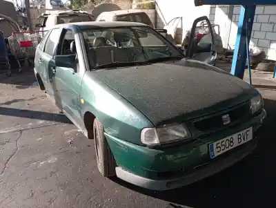 Veículo de Sucata SEAT CORDOBA BERLINA (6K2) Stella do ano 0 alimentado 1Y