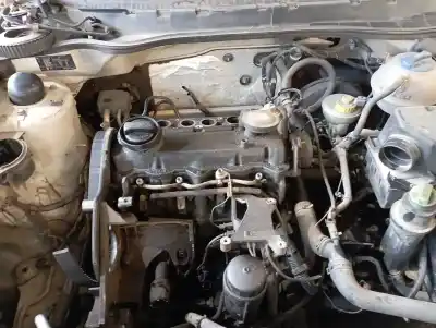 Sloopvoertuig seat cordoba berlina (6k2) stella van het jaar 0 aangedreven agp