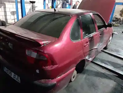 Sloopvoertuig seat cordoba berlina (6k2) stella van het jaar 0 aangedreven agp