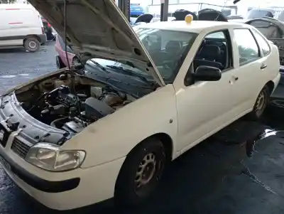 Sloopvoertuig seat cordoba berlina (6k2) stella van het jaar 0 aangedreven agp