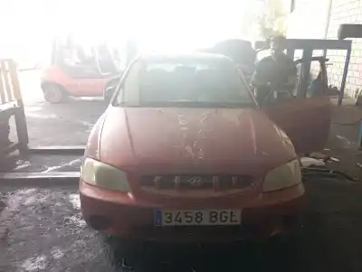 Véhicule à la ferraille hyundai accent (lc) gl 4p de l'année 0 alimenté g4ea
