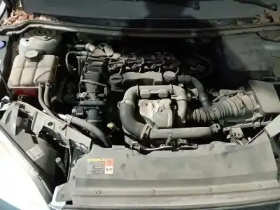 Veículo de Sucata ford focus berlina (cak) ambiente do ano 0 alimentado hhda