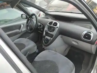 Veicolo di demolizione citroen xsara picasso (n68) 1.6 hdi dell'anno 0 alimentato 9hx
