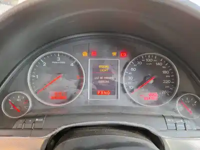 Veículo de Sucata audi a4 avant (8e) 2.5 tdi (114kw) do ano 0 alimentado aym