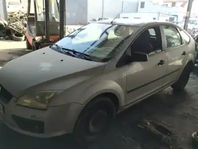 Verschrottungsfahrzeug ford focus berlina (cak) ambiente des jahres 0 angetrieben kkda