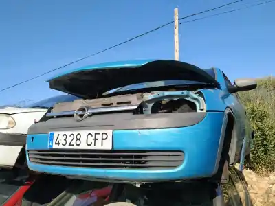 Здавання транспортного засобу OPEL CORSA C (X01) 1.0 (F08, F68) року 2003 потужний Z10XE