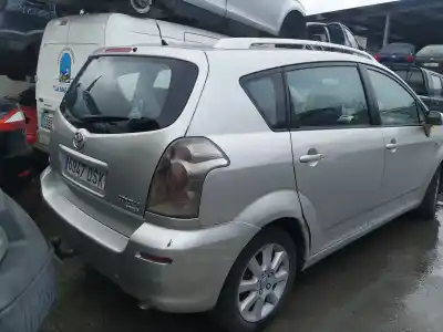 Veículo de Sucata toyota corolla verso (r1) 2.2 d-4d luna do ano 2005 alimentado 2adftv