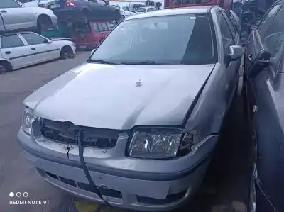 Scrapping Vehicle volkswagen polo berlina (6n2) conceptline of the year 2000 powered ald