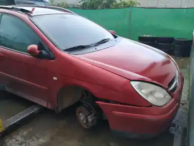 Sloopvoertuig citroen c5 2.0 hdi van het jaar 2002 aangedreven 