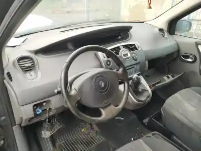 Veículo de Sucata renault scénic ii (jm0/1_) 1.5 dci (jm0f) do ano 2004 alimentado k9k722
