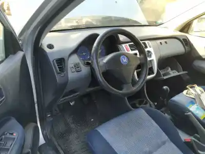 Scrapping Vehicle honda hrv gh 4wd 5ptas. of the year 2001 powered d16w1
