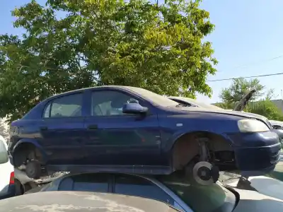 Sloopvoertuig OPEL ASTRA 1.6 G van het jaar 2001 aangedreven Z16SE