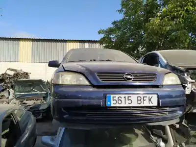 Veicolo di demolizione opel astra 1.6 g dell'anno 2001 alimentato z16se