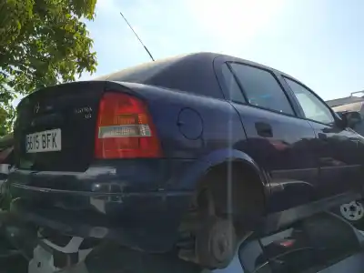 Véhicule à la ferraille opel astra 1.6 g de l'année 2001 alimenté z16se