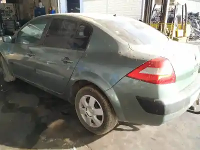Veículo de Sucata renault megane ii classic berlina confort authentique do ano 2004 alimentado k9k724