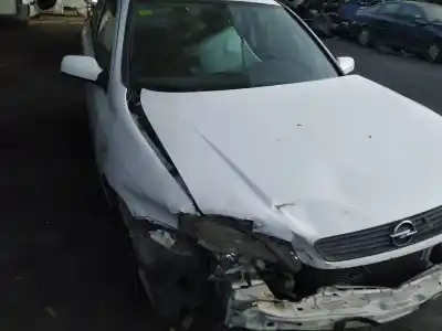 Sloopvoertuig opel astra g caravan g-z16xe van het jaar 2001 aangedreven 