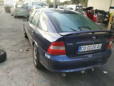 Veículo de Sucata opel vectra b berlina 2.0 dti do ano 1998 alimentado x20dth