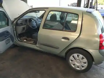 Veicolo di demolizione renault clio ii fase ii b cb0 authentique dell'anno 2003 alimentato k9k704