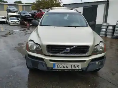 Veículo de Sucata volvo xc90 d5 executive geartronic (147 kw)(7 sitze) do ano 2005 alimentado 