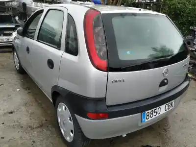 Veicolo di demolizione OPEL CORSA C CORSA C (2003 - 2007) dell'anno 2002 alimentato Z12XE