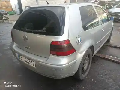 Veículo de Sucata volkswagen golf iv berlina (1j1) 1.6 do ano 1998 alimentado ahf