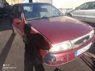 Sloopvoertuig ford fiesta berlina dx ambiente van het jaar 1996 aangedreven fuja