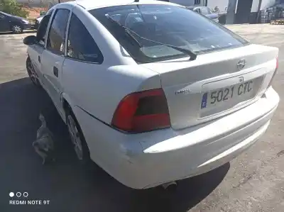 Veículo de Sucata opel vectra b berlina 2.0 dti do ano 2000 alimentado x18xe1