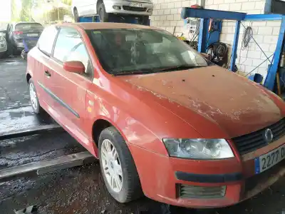 Veículo de Sucata FIAT STILO (192) 1.9 JTD / 1.9 JTD 115 Active do ano 2005 alimentado 