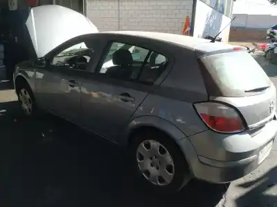 Veículo de Sucata opel astra h ber. edition do ano 2005 alimentado 