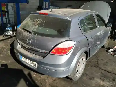 Veículo de Sucata opel astra h ber. edition do ano 2005 alimentado 
