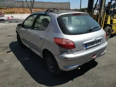 Здавання транспортного засобу peugeot 206 fastback (2a/c) 1.1 i року 2001 потужний hfx Здавання транспортного засобу peugeot 206 fastback (2a/c) 1.1 i року 2001 потужний hfx