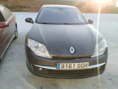 Véhicule à la ferraille renault laguna iii authentique de l'année 2008 alimenté k9k780
