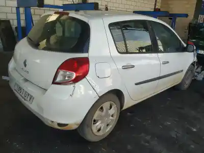 Veículo de Sucata renault clio iii 20 aniversario do ano 2010 alimentado k9k766