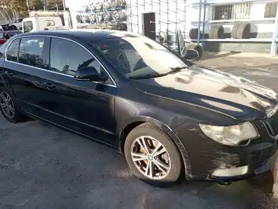 Veículo de Sucata skoda superb combi (3t5) ambition do ano 2010 alimentado bmp