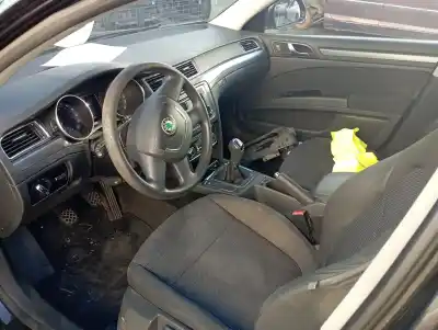 Здавання транспортного засобу skoda superb combi (3t5) ambition року 2010 потужний bmp