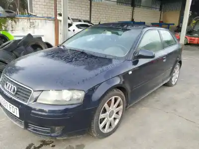 Véhicule à la ferraille AUDI A3 (8P1) 1.9 TDI de l'année 2003 alimenté BKC