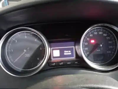 Veicolo di demolizione peugeot 508 active dell'anno 2012 alimentato rh02