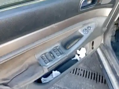 Veículo de Sucata audi a4 b5 (8d2) 1.9 tdi do ano 2000 alimentado ajm