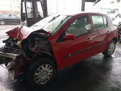 Verschrottungsfahrzeug renault clio iii emotion des jahres 2009 angetrieben k9k768