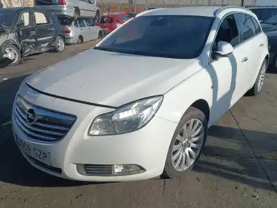 Sloopvoertuig OPEL INSIGNIA SPORTS TOURER Cosmo van het jaar 2010 aangedreven A20DTH