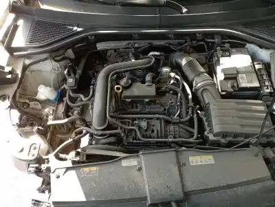 Veículo de Sucata volkswagen troc advance do ano 2022 alimentado 